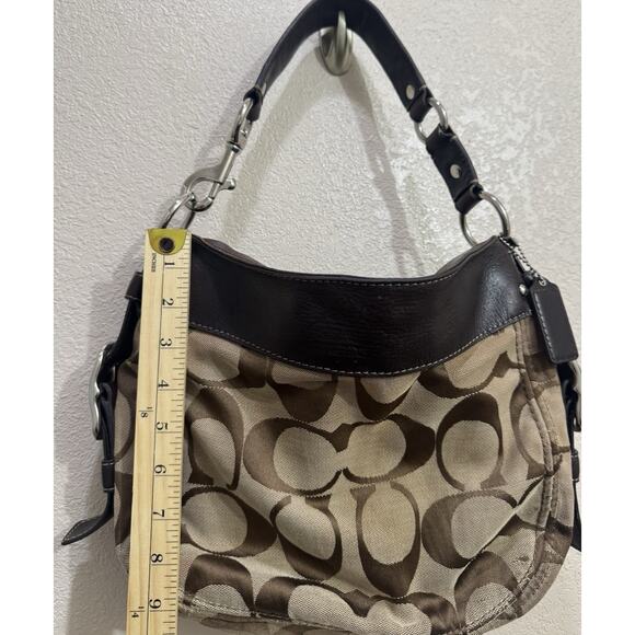 Coach Shoulder Brown Signature Bag Purple Lining - Picture 5 of 13